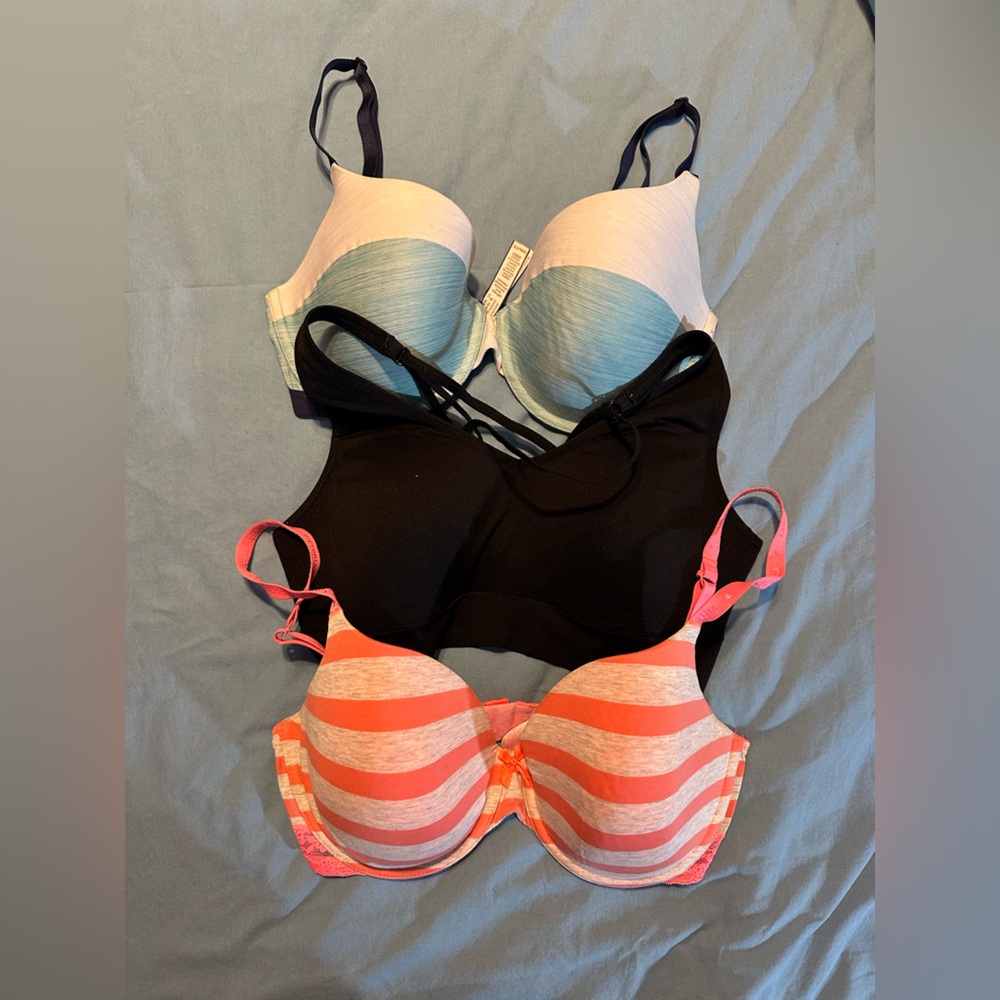 Victoria Secret bra (3) Bundle in size 34DD